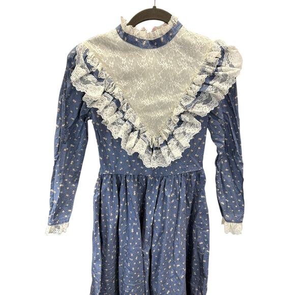 Vintage Sabrina Prairie Dress Blue Floral Lace Trim Cottagecore USA Made Sz 10 - Picture 3 of 12